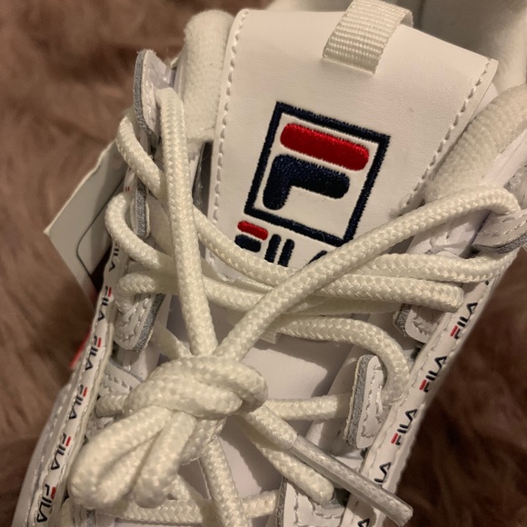 FILA - Picture 2 of 4